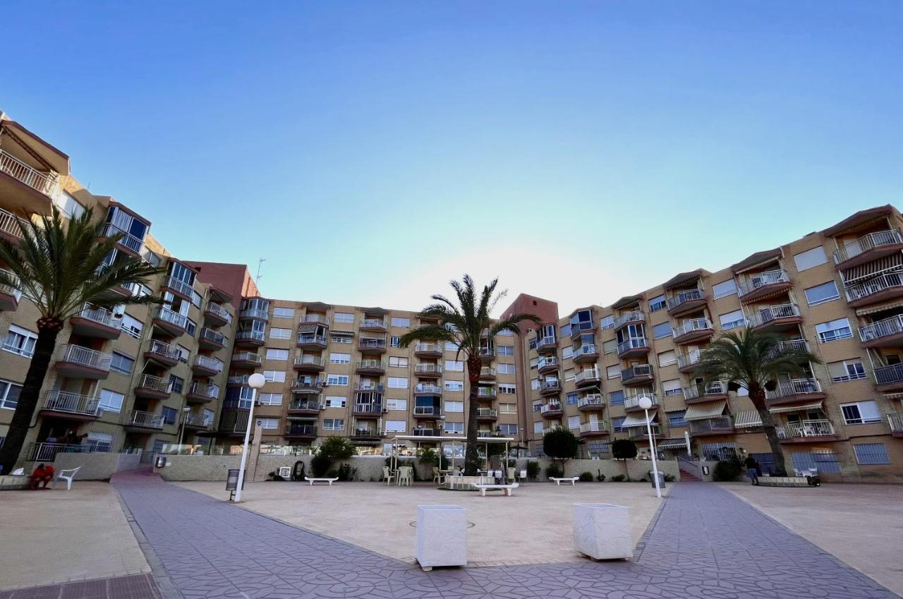 Апартаменты Myflats Deluxe Seafront Ареналес-дель-Соль Экстерьер фото